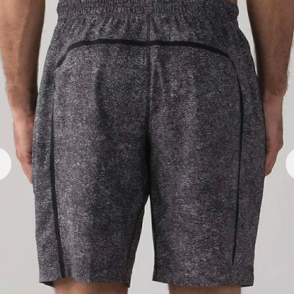 Lululemon Pace Braker Short 9” Built in brief sweat wicking M